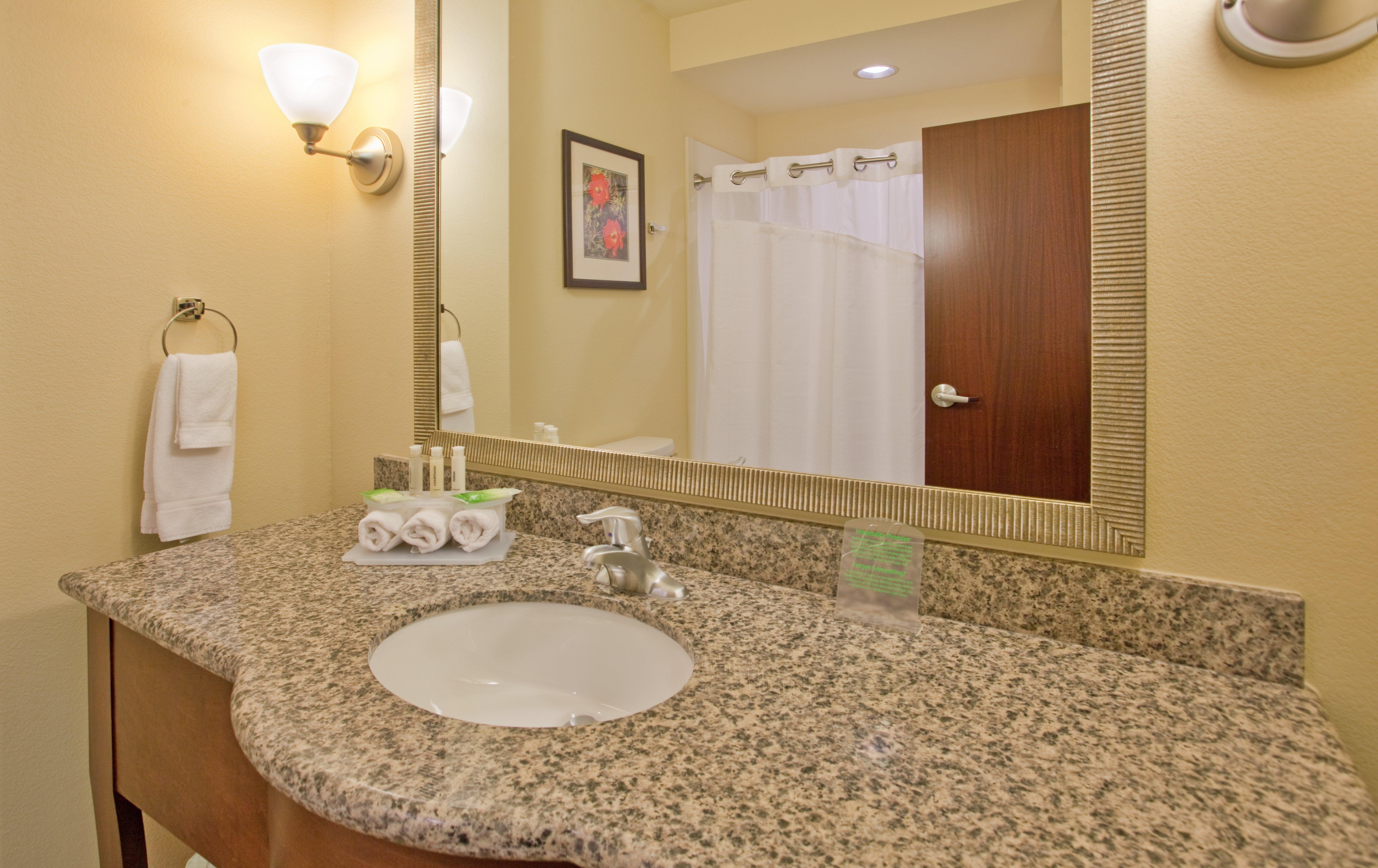 Holiday Inn Express & Suites Gallup East By Ihg Екстер'єр фото