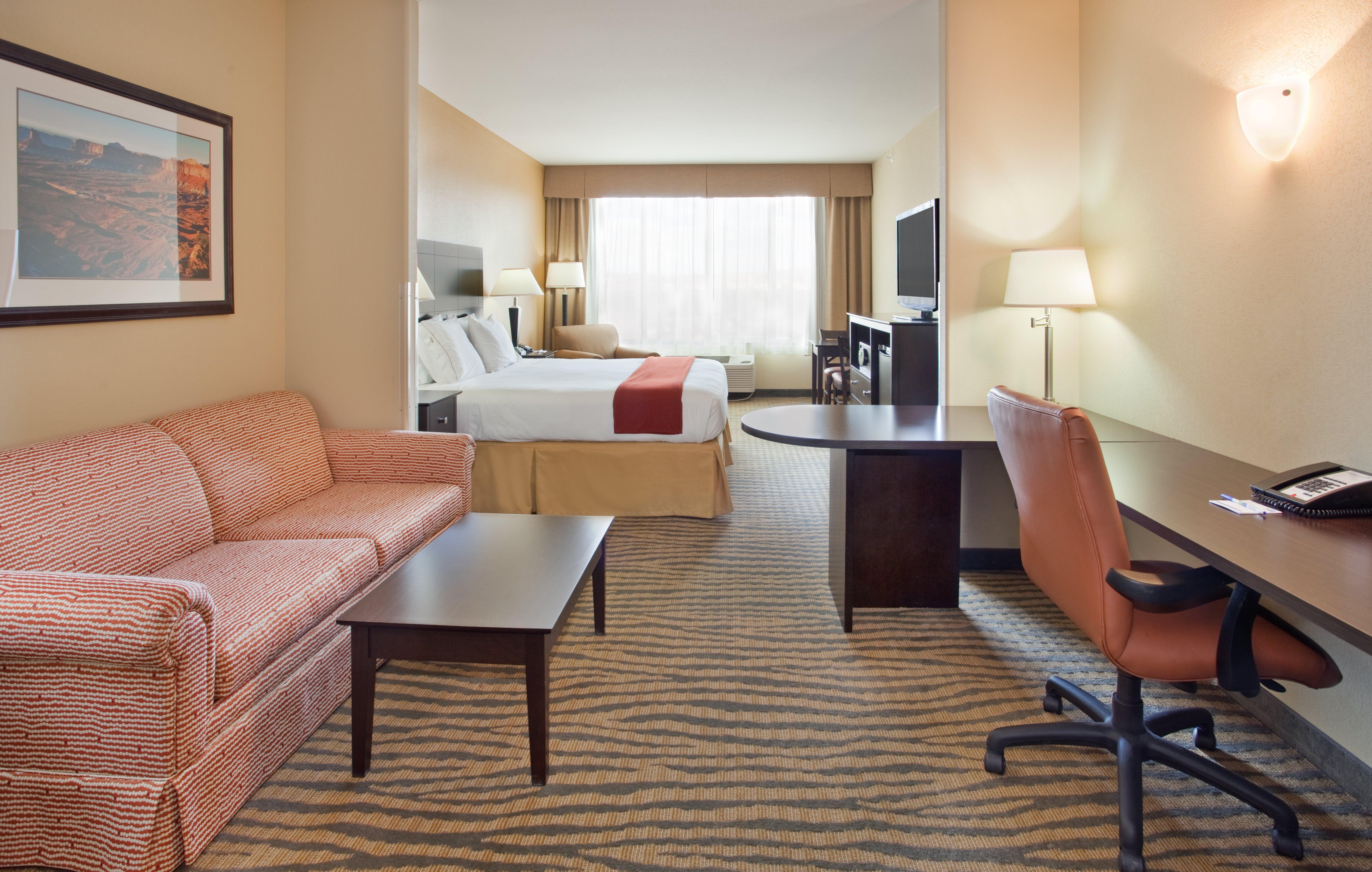 Holiday Inn Express & Suites Gallup East By Ihg Екстер'єр фото
