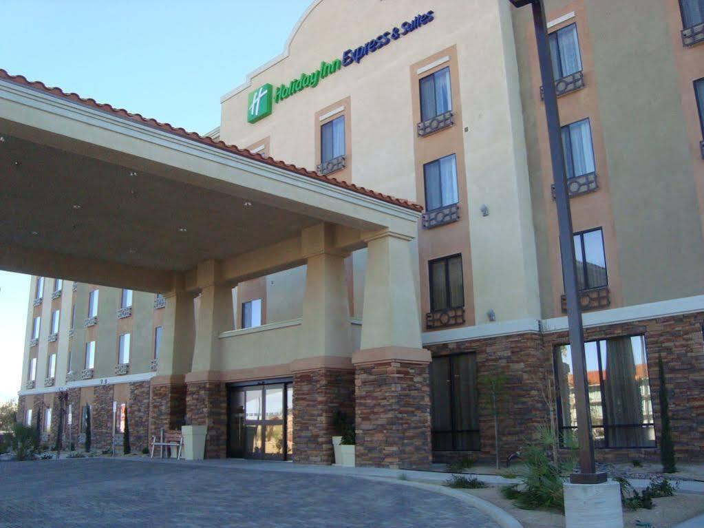 Holiday Inn Express & Suites Gallup East By Ihg Екстер'єр фото